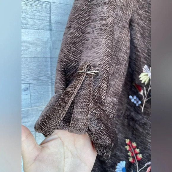 Tolani Collection  Embroidered Jacket with Roll-Tab Sleeve - Brown XL - Picture 4 of 10